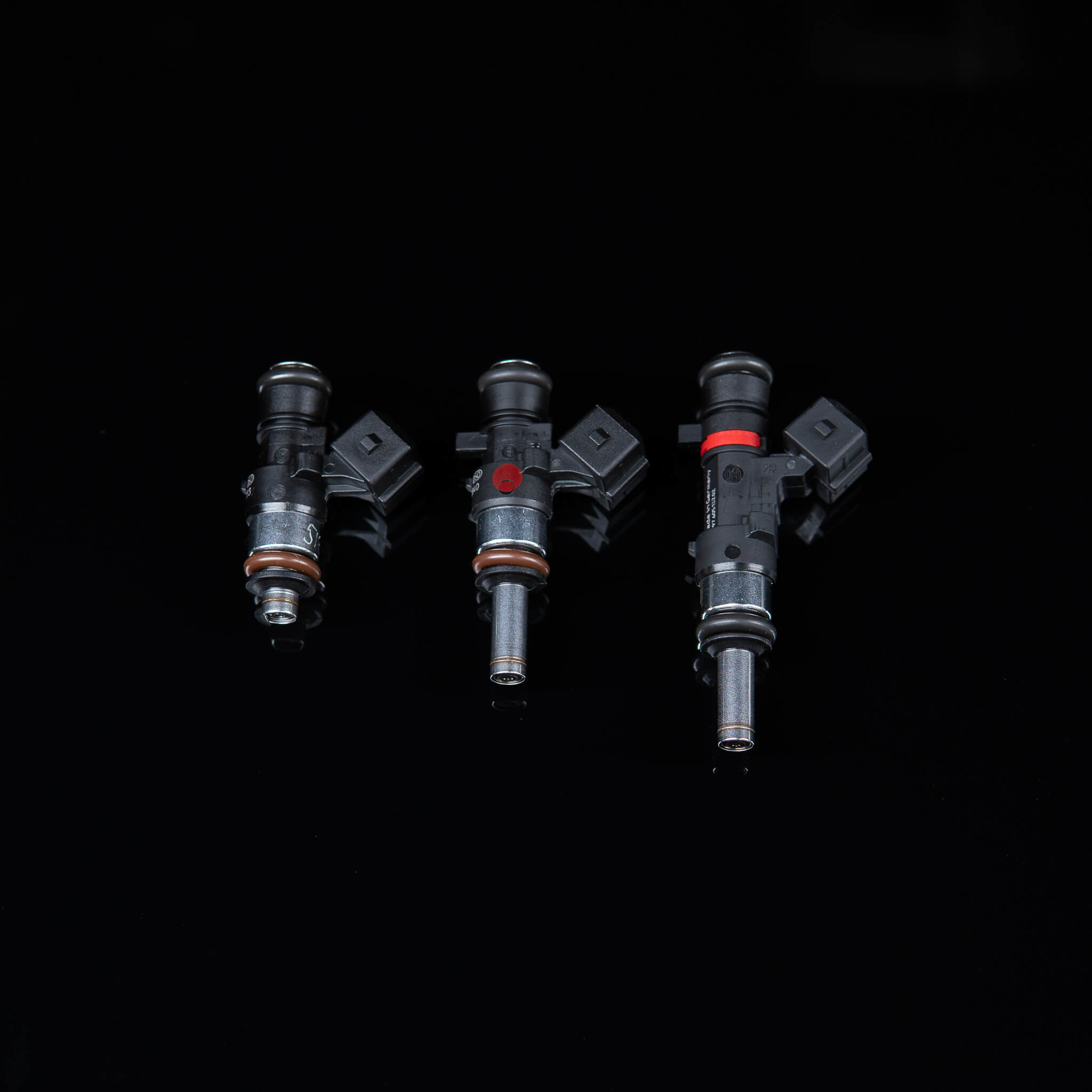 https://www.the-tuner.com/wp-content/uploads/2021/10/THE-Einspritzduesen-Fuel-Injector-THE-B5-033-04-THE-B5-033-05-THE-B5-033-06.jpg